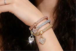 Bracelets B0FHHDN7WD