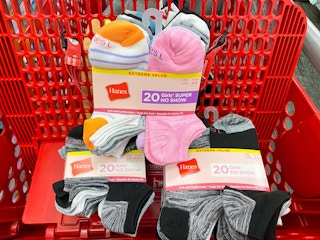 target black friday girls hanes socks 2021 2 1637622345 1637622345