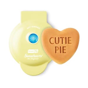 DASH Mini Heart Waffle Maker