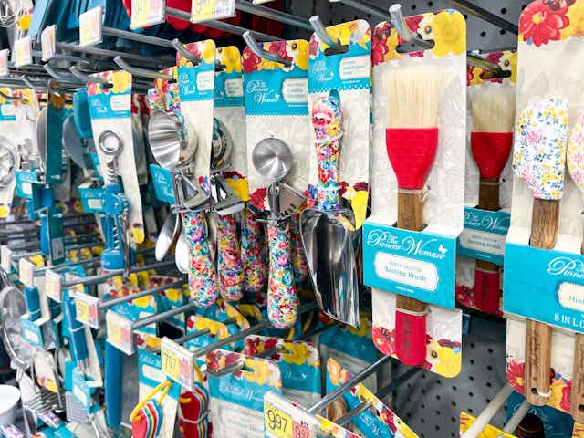 The Pioneer Woman Clearance at Walmart: $6 Towel Sets, $13 Bowls, and More card image