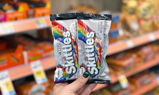 walgreens-halloweencandysingle-02-cs