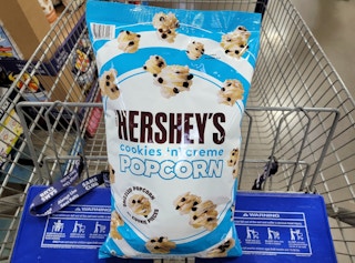 sams club hersheys popcorn 2022 sv 1650032894 1650032894