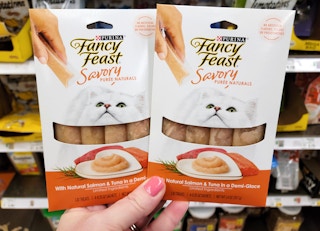 kroger savory cat treats 2023 sv 1676573462 1676573462