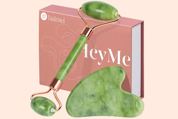 Gua Sha and Jade Roller Set, Just $7.49 on Amazon (30K Sold Last Month)