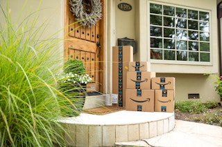 amazon-boxes-front-porch-kcl-36-kclamazon