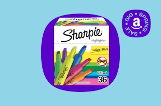 a box of highlighters