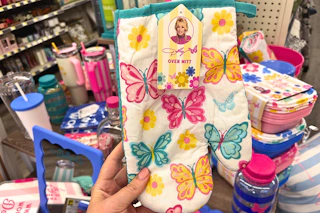 dollar general dolly parton oven mitt