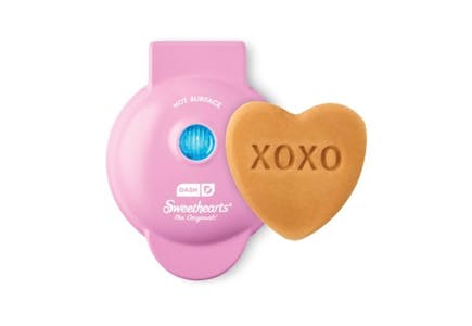 Dash Sweethearts Waffle Maker