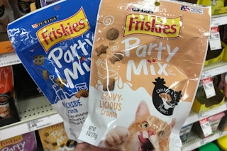 friskies party mix cat treats target 1 1567437374