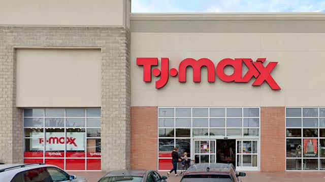 10 Reasons You Should Think Twice About Shopping T.J.Maxx card image
