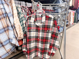 old navy long sleeve plaid boyfriend tunic flannel store image 2022 1065 1668614862 1668614862