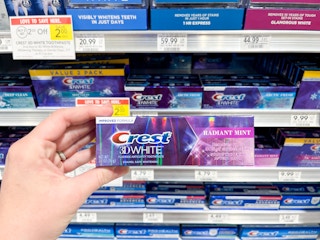 publix crest 3d white toothpaste b 08152022 1660574252 1660574252