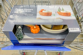 Better Homes and Gardens Wax Warmer in Walmart shopping cart