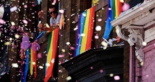 amazon screenshot pride flags at 43208 pm 1654468426 1654468426