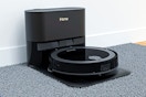 Lifestyle image of the iHome AutoVac Luna Pro New 3-in-1 Robot Vacuum on carpet in home