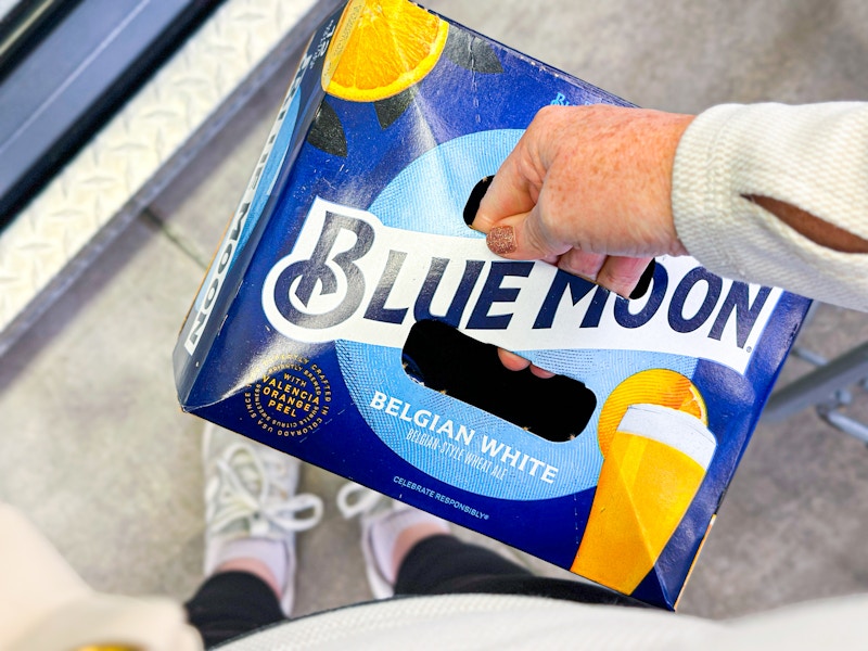 walmart-blue-moon-beer-2