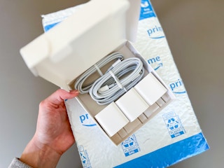 amazon-iphone-charging-adapter-cords-1