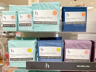 display of microfiber sheet sets