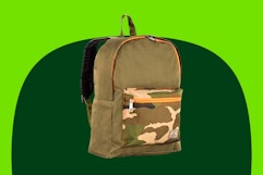 Stock image of the Everest 15" Basic Color Block Backpack