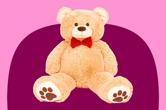 Giant Teddy Bear at Walmart for $27 — Arrives in Time for Valentine's Day