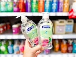 Save on Softsoap Hand Soap With Swagbucks — Pay Only $0.73 Each at Walmart card image