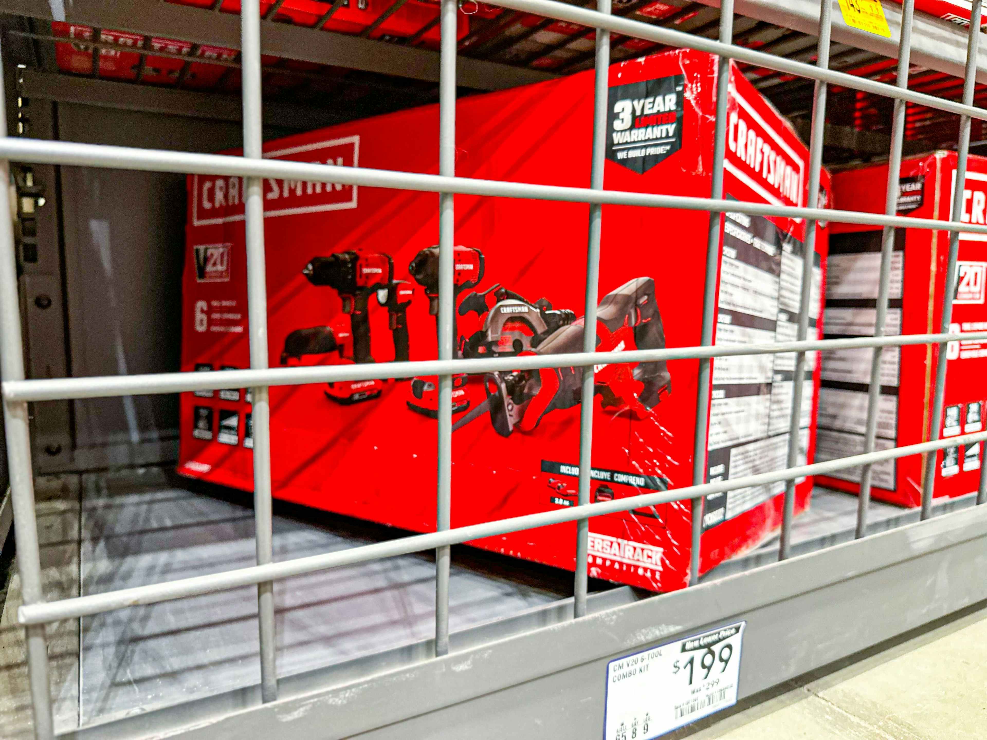 craftsman tool kit behind a cage at lowes