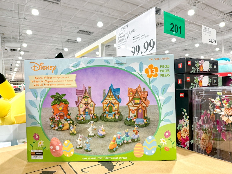 costco-disney-spring-village-set-easter-kcl-2