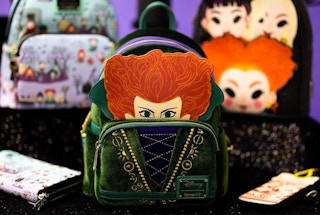pink-ala-mode-hocus-pocus-bags-2022-1