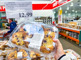 costco-blueberry-cheesecake-croissant-1