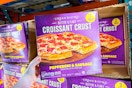 costco-croissant-crust-pizza