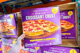 costco-croissant-crust-pizza
