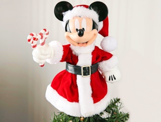 zulily-mickey-tree-topper-2021-1-2