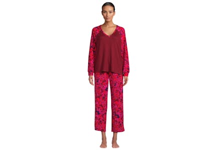 The Pioneer Woman Pajama Set