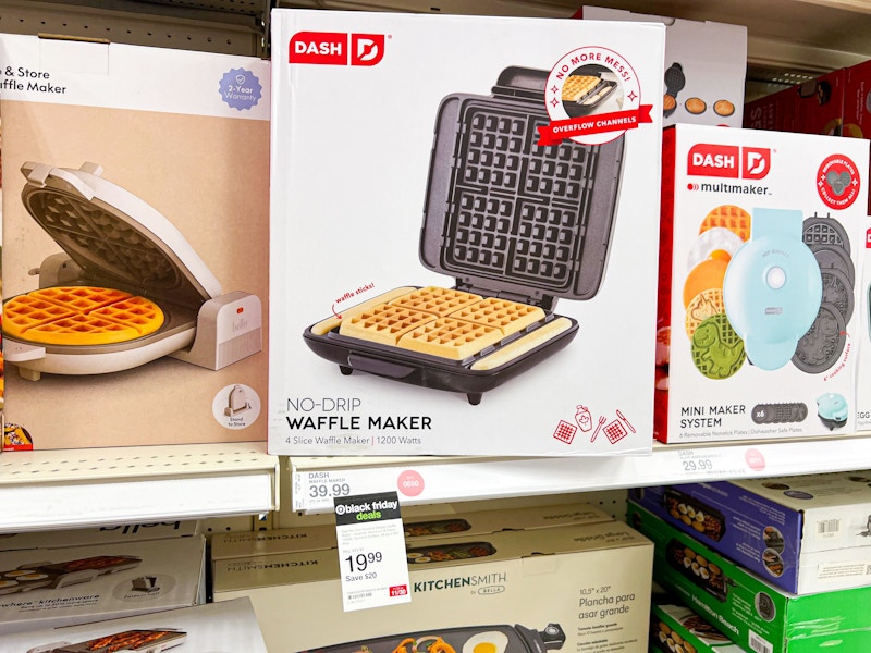 Target-Dash-belgian-waffle-maker-3