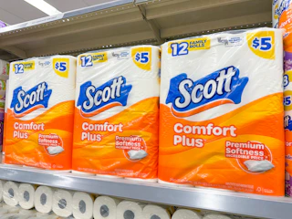 scott toilet paper packs on walgreens shelf