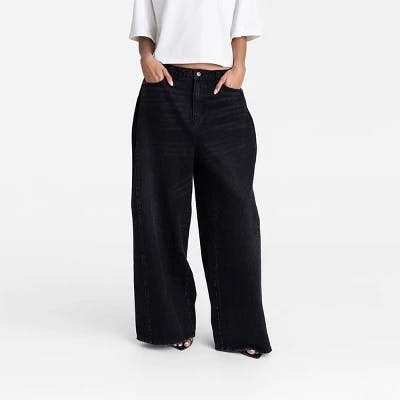 Women's Low-Rise Wide Leg Jeans