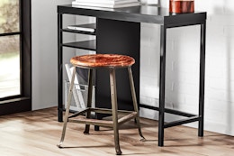 Lifestyle image of the Mainstays Sumpter Park Cube Storage Desk in home setting