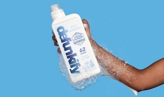 free-defunkify-laundry-detergent-012522-k