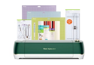 cricut-essentials-bundle-dec-12