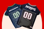 costco-pet-jersey-patriots-seahawks