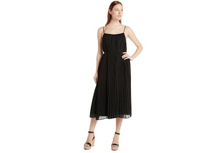 Time and Tru Women's Pleated Dress