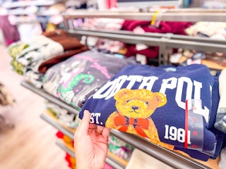 target-womens-sweatshirts-black-friday-kcl-1