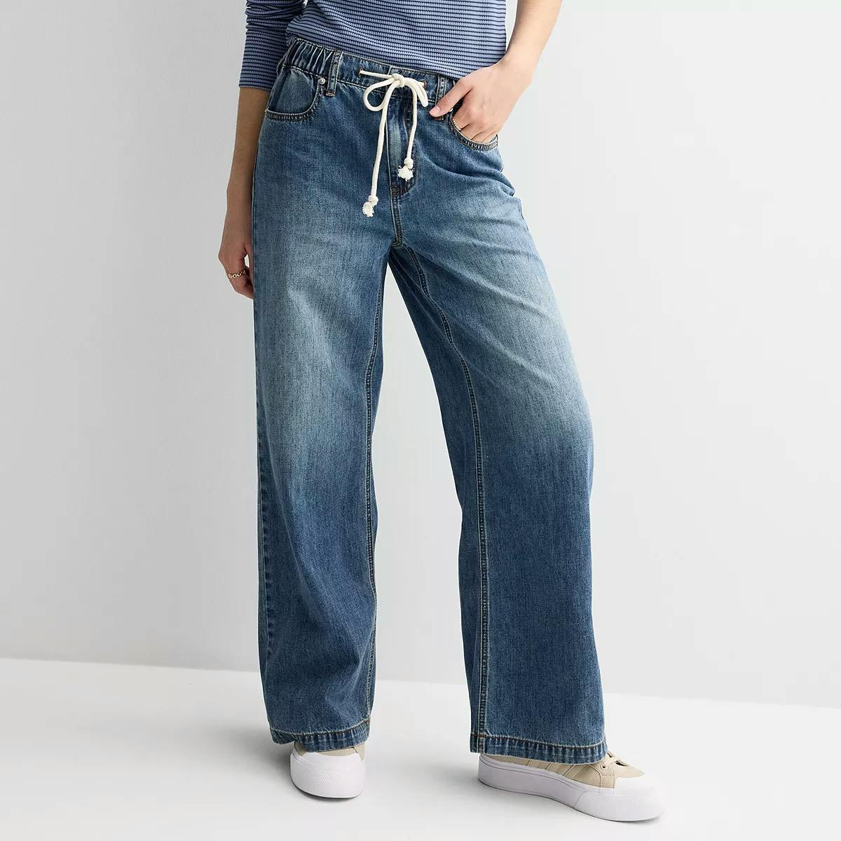 Juniors' High Rise Wide Leg Jeans