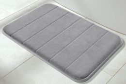 This Memory Foam Bath Mat Is Only $6 on Amazon card image