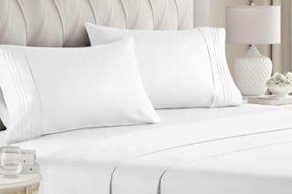 white sheet set for queen size bed