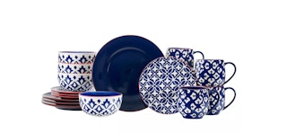 blue and white dinnerware set