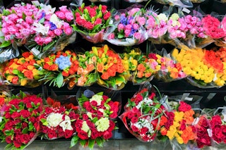 kroger valentine flowers display in store