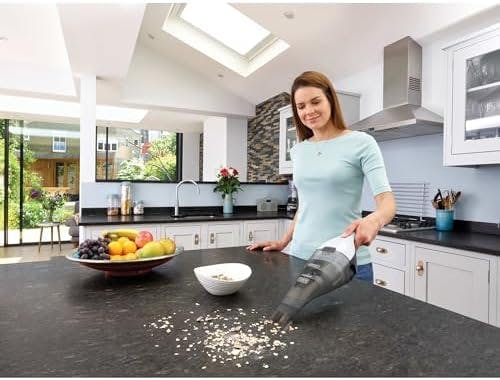 Black+Decker Cordless Hand Vacuum