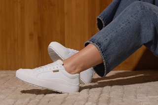 Woman wearing sneakers. B0DQVJBPK2