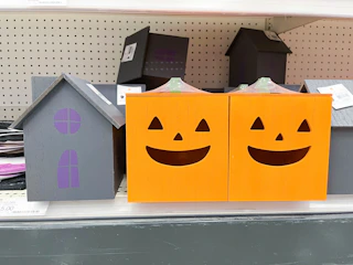 target-dollar-spot2